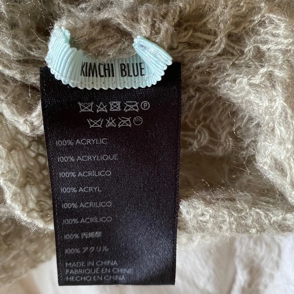 Kimchi Blue knit ombré infinity scarf‎